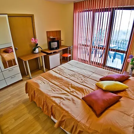 Madonna Tatil Evi