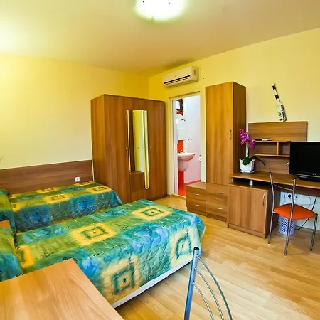Madonna Tatil Evi