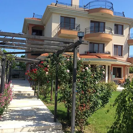 Tatil Evi Madonna Altın Kumlar